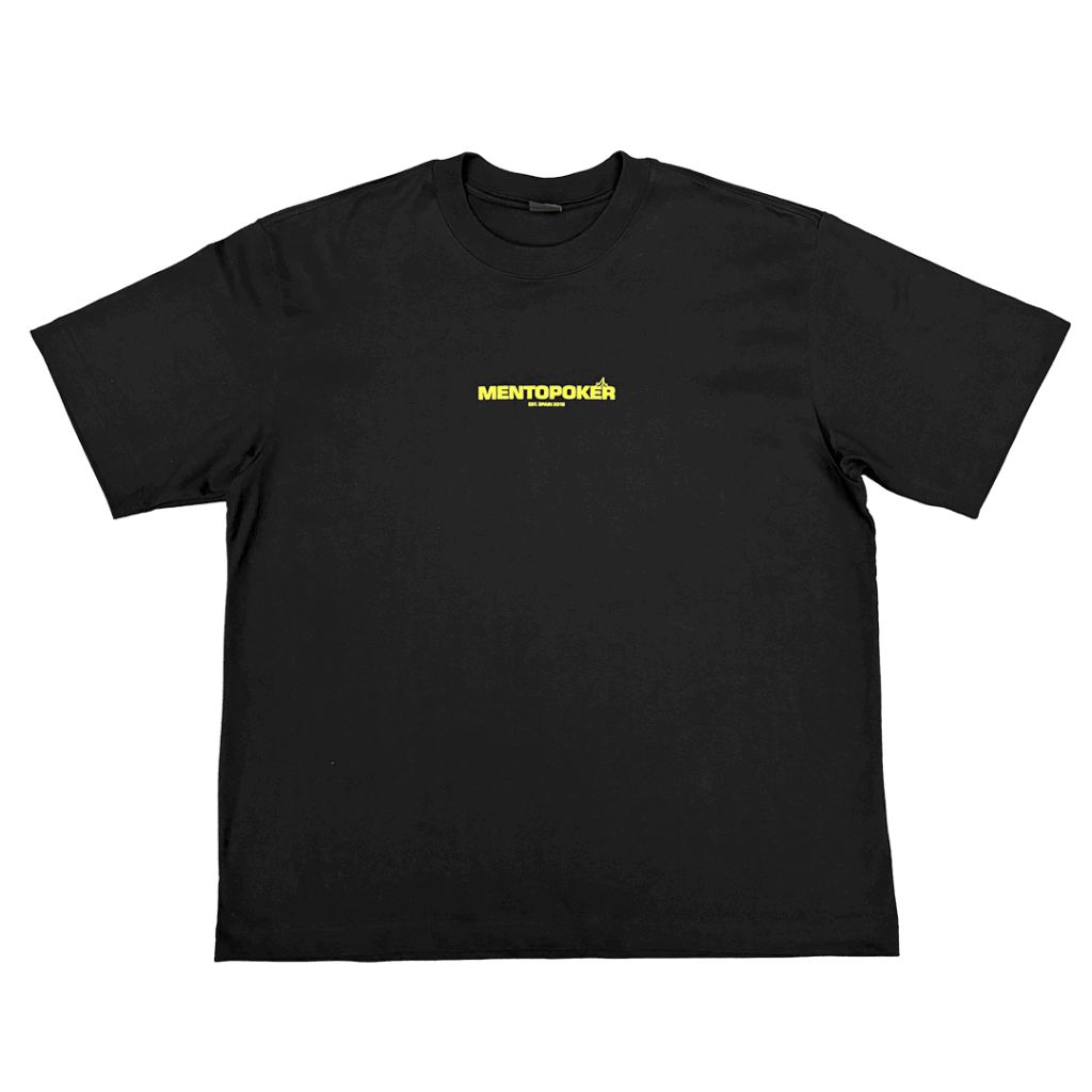 Camiseta negra con logo Mentopoker